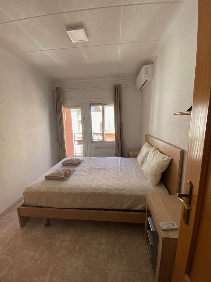 Cozy Apartment In Centre Of Alicante Near Plaza De Toros Exterior photo