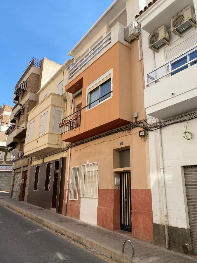Cozy Apartment In Centre Of Alicante Near Plaza De Toros Exterior photo