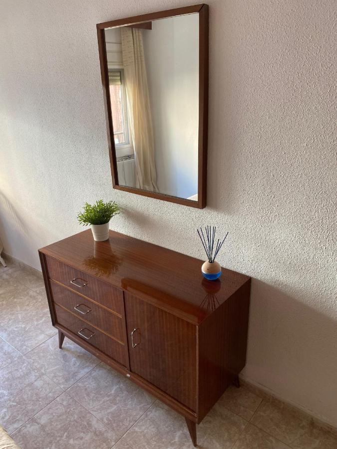 Cozy Apartment In Centre Of Alicante Near Plaza De Toros Exterior photo