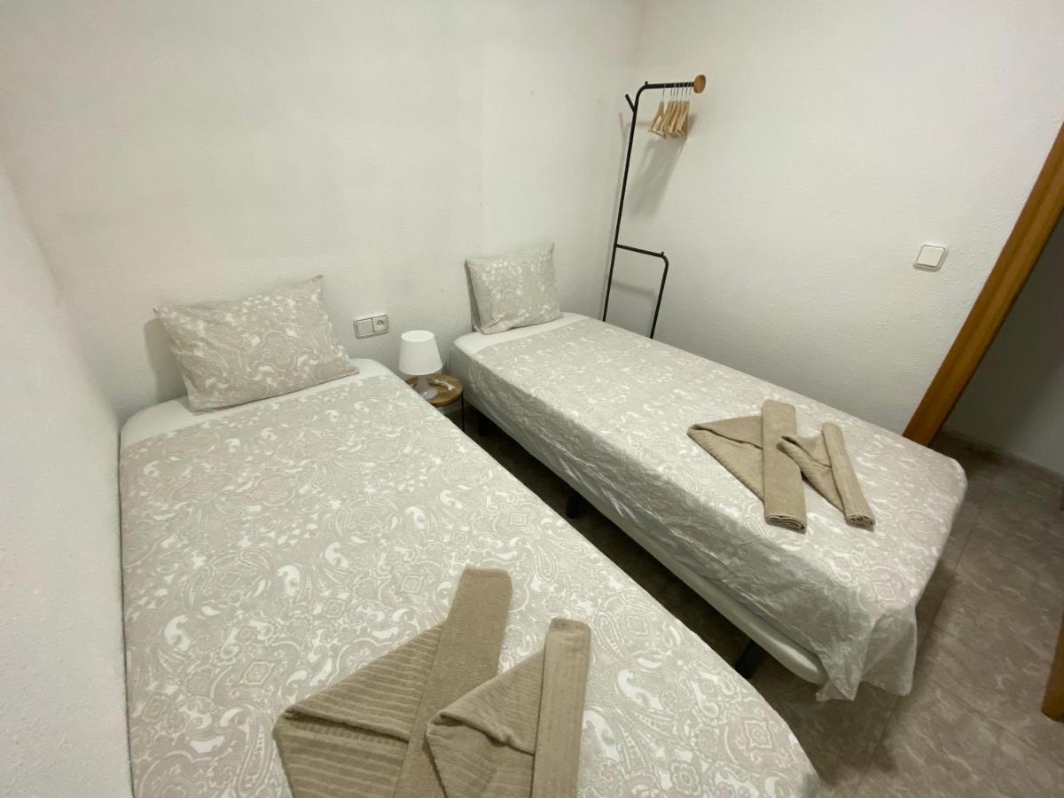 Cozy Apartment In Centre Of Alicante Near Plaza De Toros Exterior photo